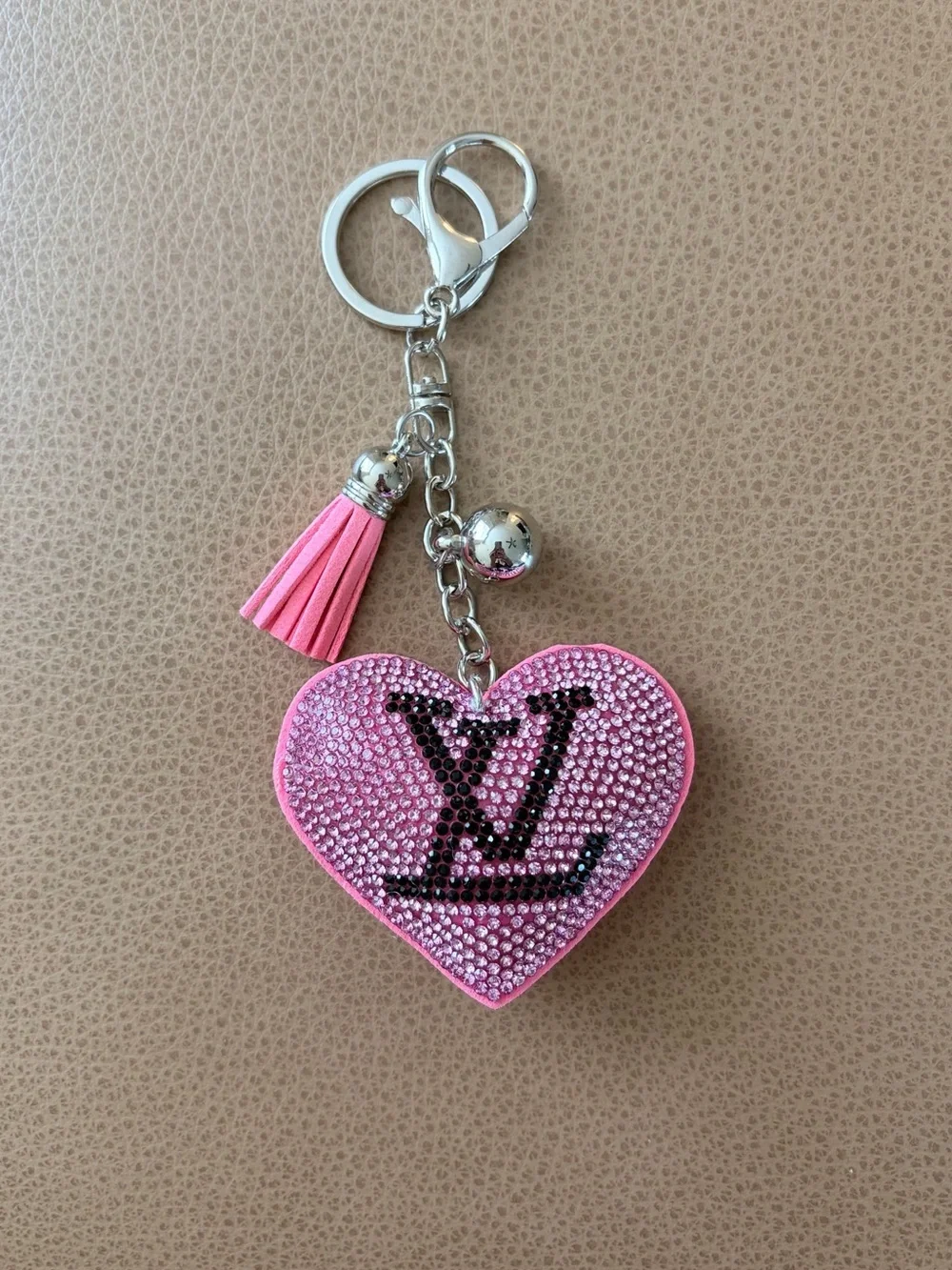 Bougie Pink Heart Crystal Keychain with Tassel - Picture 1 of 7